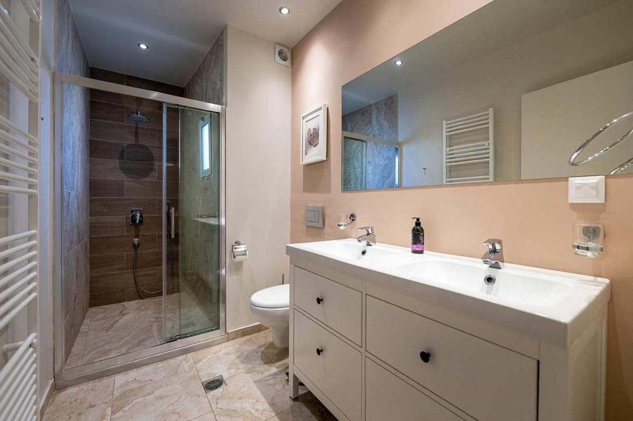 The Mansion - Kalamata Mediterranean Villas Bagian luar foto