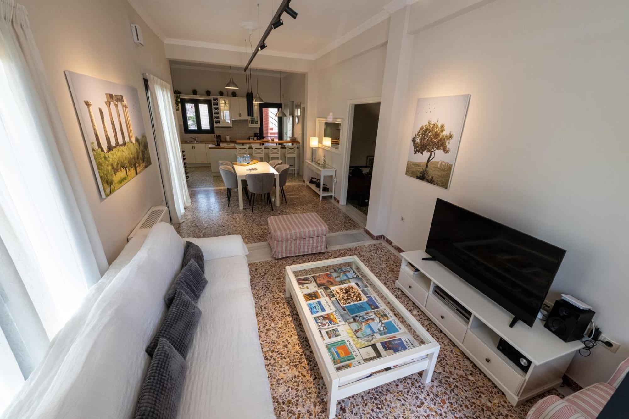 The Mansion - Kalamata Mediterranean Villas Bagian luar foto